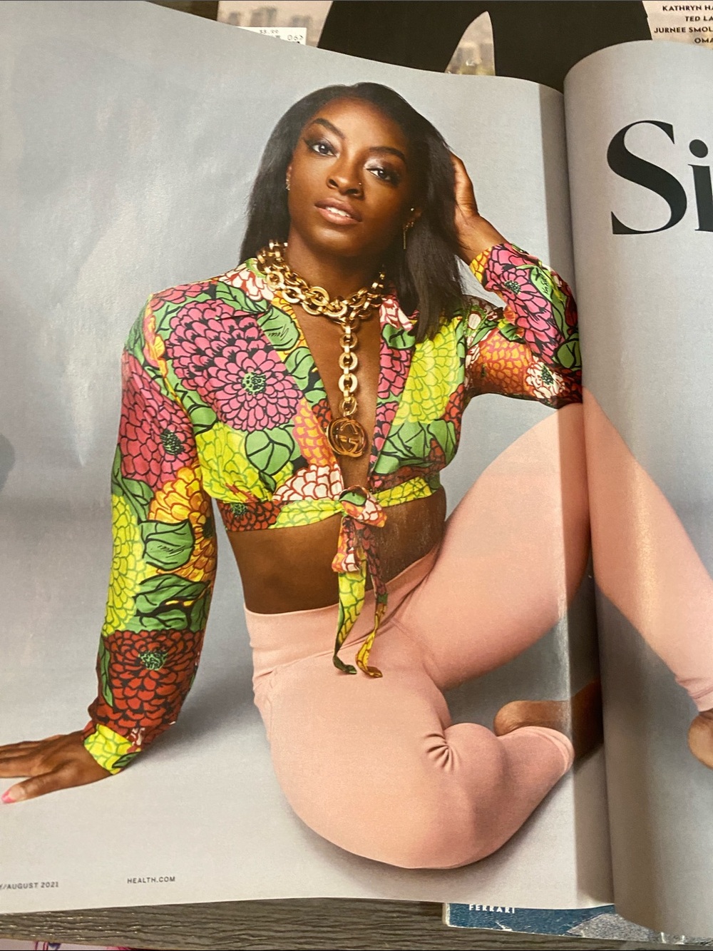 Magazine Bundle - Picture 10 of 10